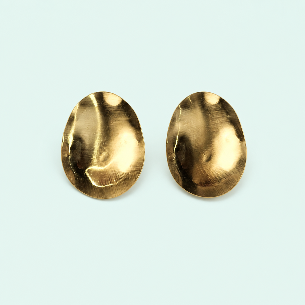 Ember Stud Earrings - BisuTrendy